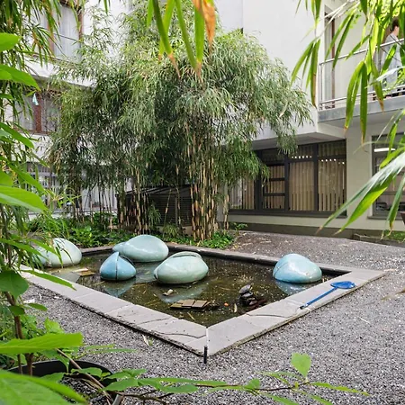 Paulay Private * Budapest