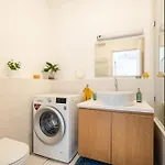 Paulay Private